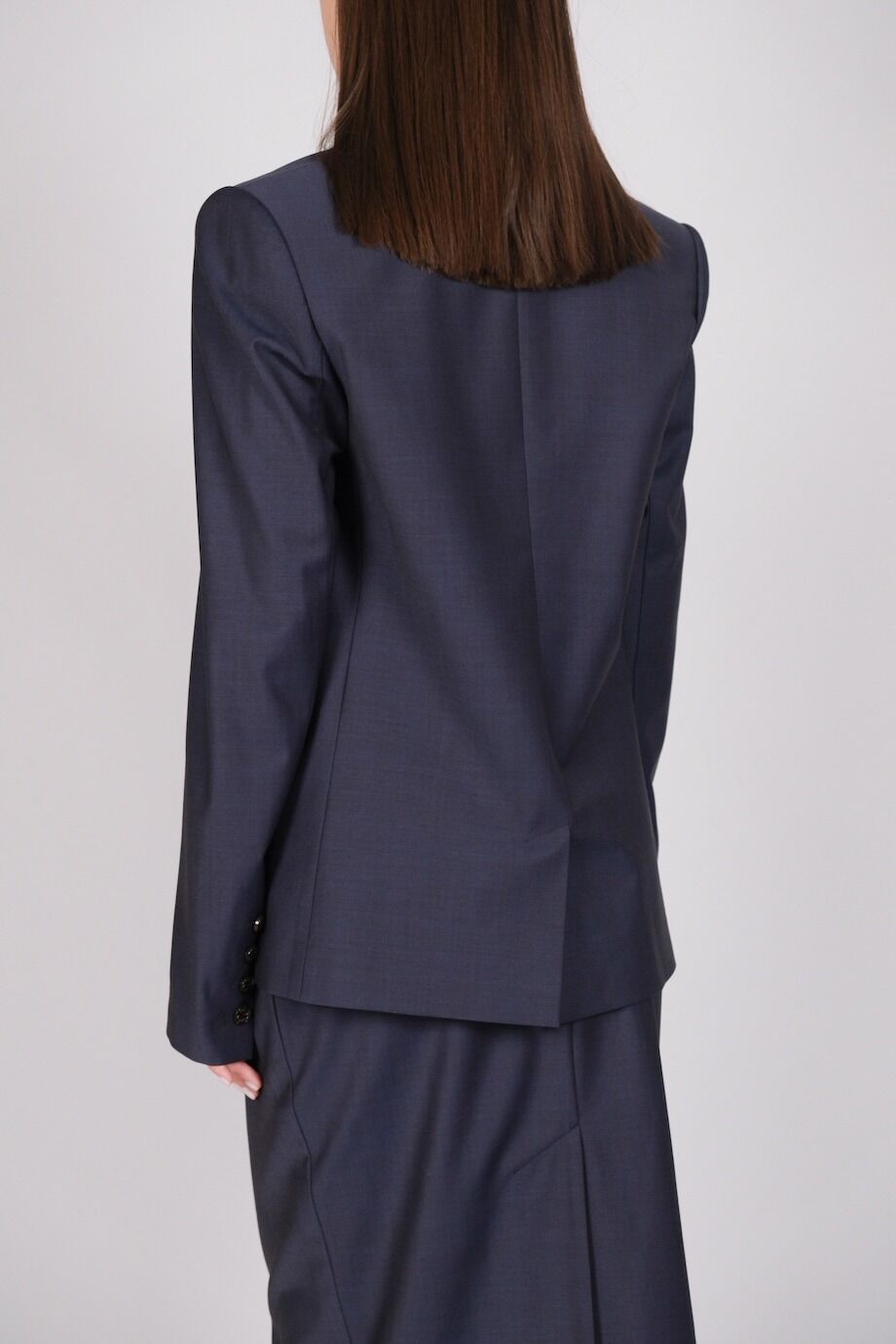 image 4 Костюм с юбкой черничного цвета