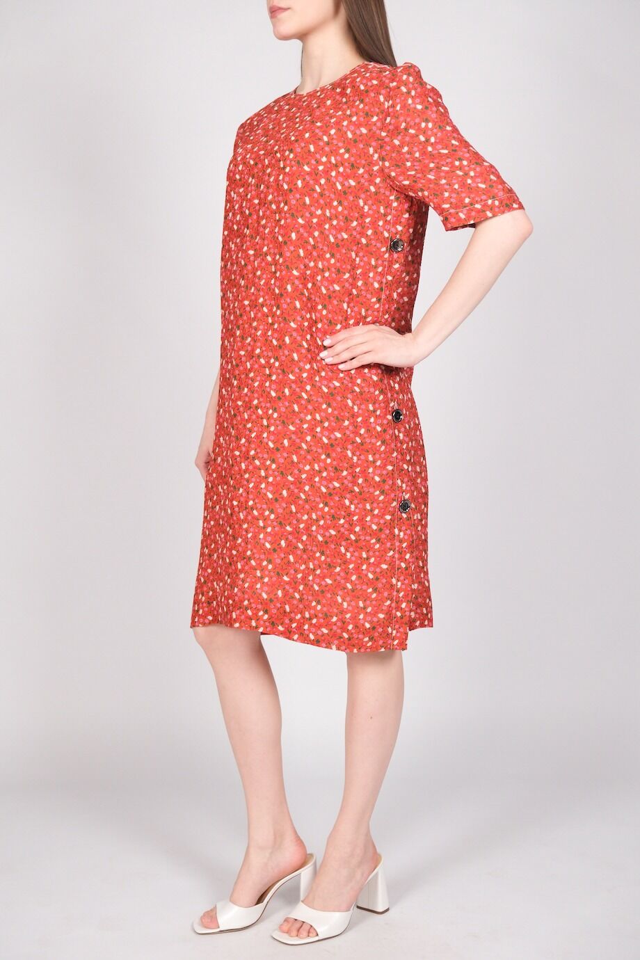 image 2 Платье красного цвета в мелкий цветочек