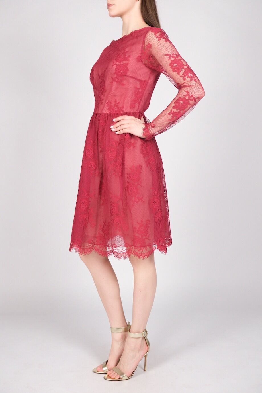 image 2 Платье кружевное малинового цвета
