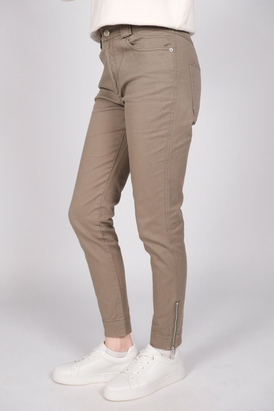 image 3 Джинсы оливкового цвета