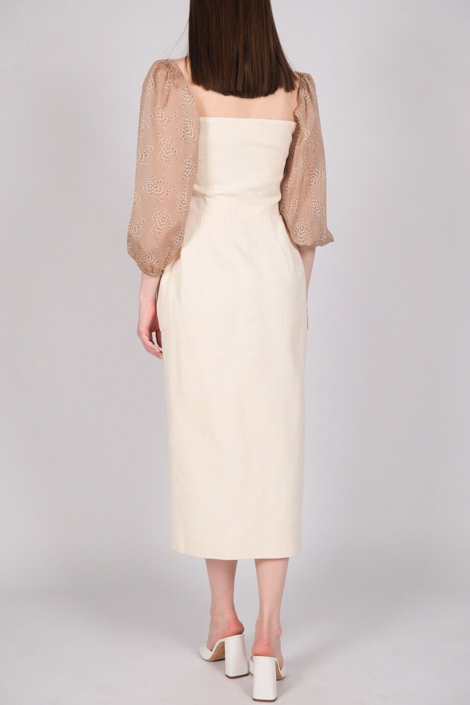 image 6 Платье молочного цвета на пуговицах с шелковыми рукавами