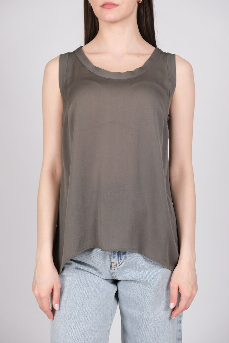 image 1 Шелковый топ серого цвета