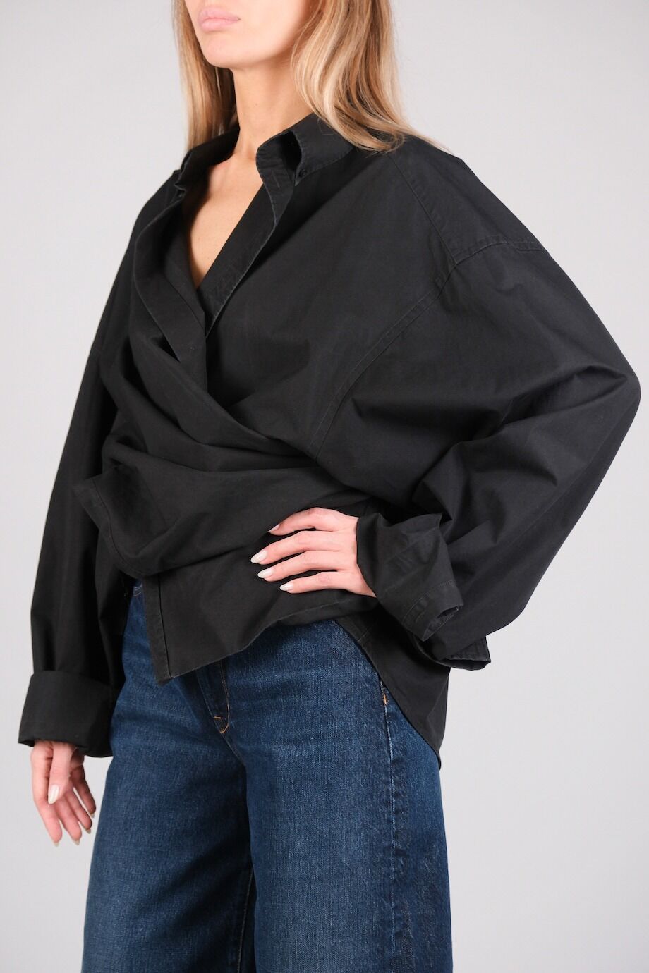 image 2 Рубашка черного цвета асимметричного кроя