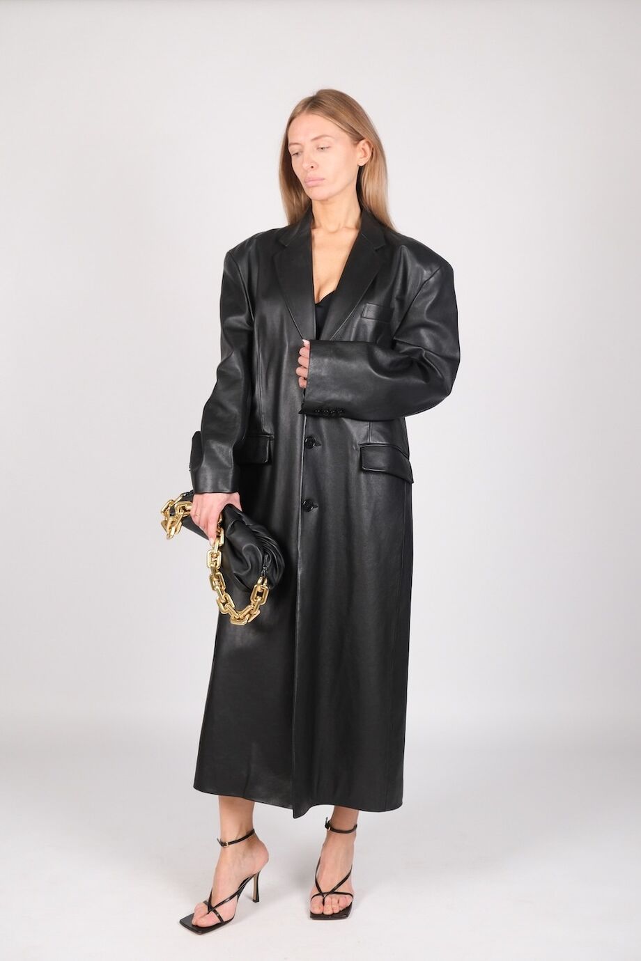 image 1 Кожаный плащ черного цвета