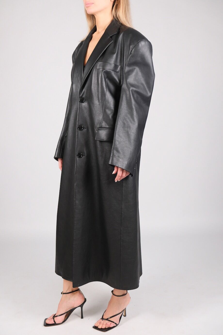 image 3 Кожаный плащ черного цвета