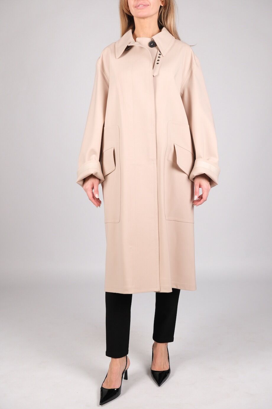 image 4 Тренч бежевого цвета с поясом