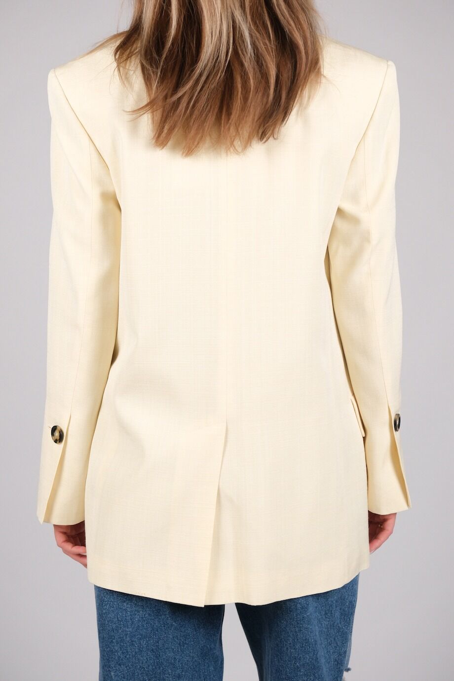image 3 Двубортный жакет молочного цвета