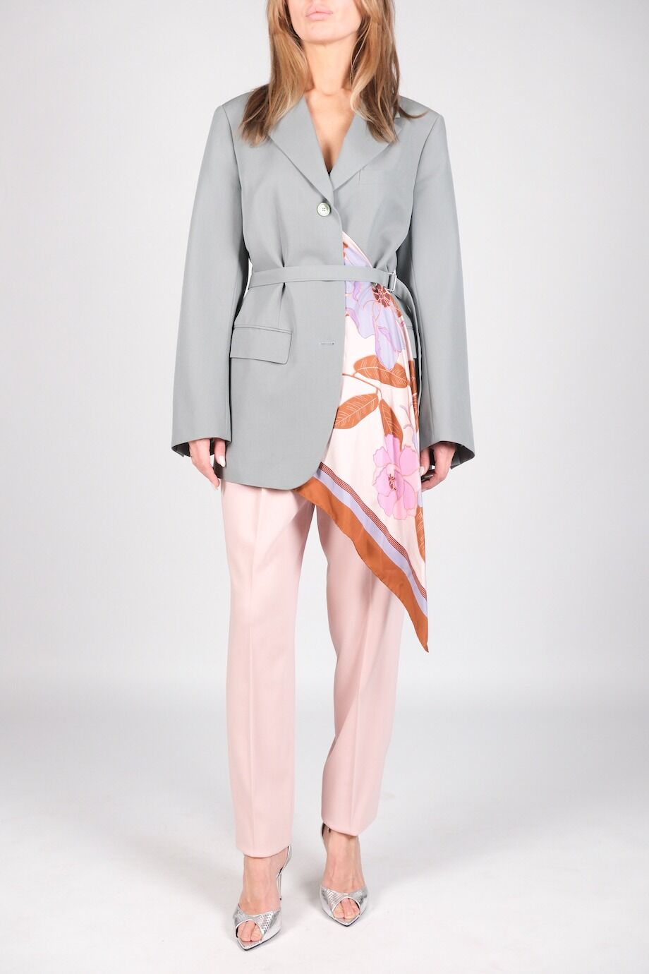 image 1 Жакет эвкалиптового цвета с платком