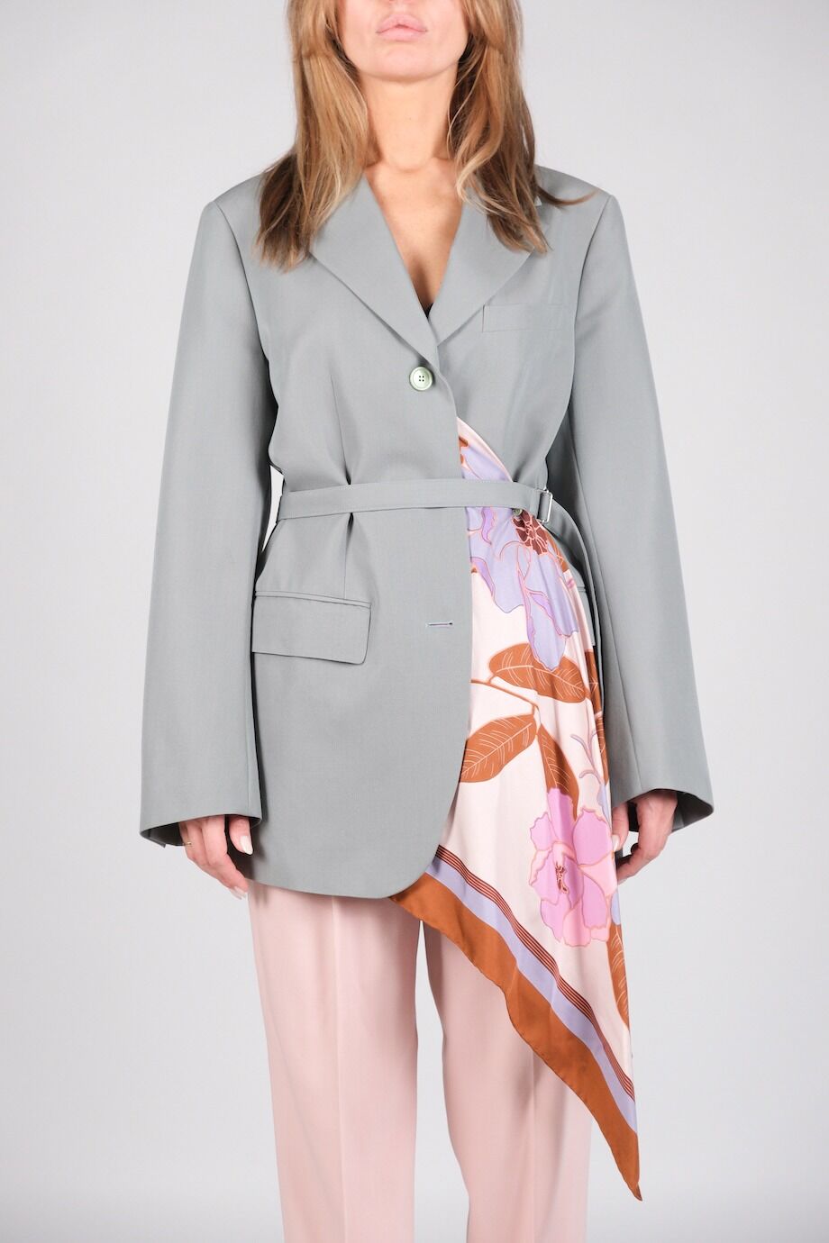 image 2 Жакет эвкалиптового цвета с платком