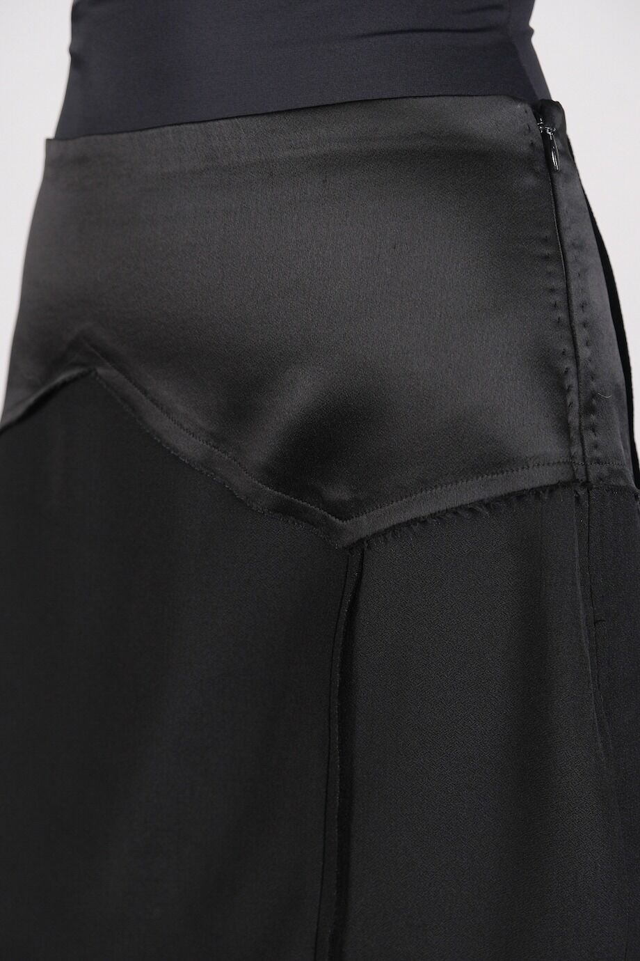 image 4 Юбка-мини черного цвета