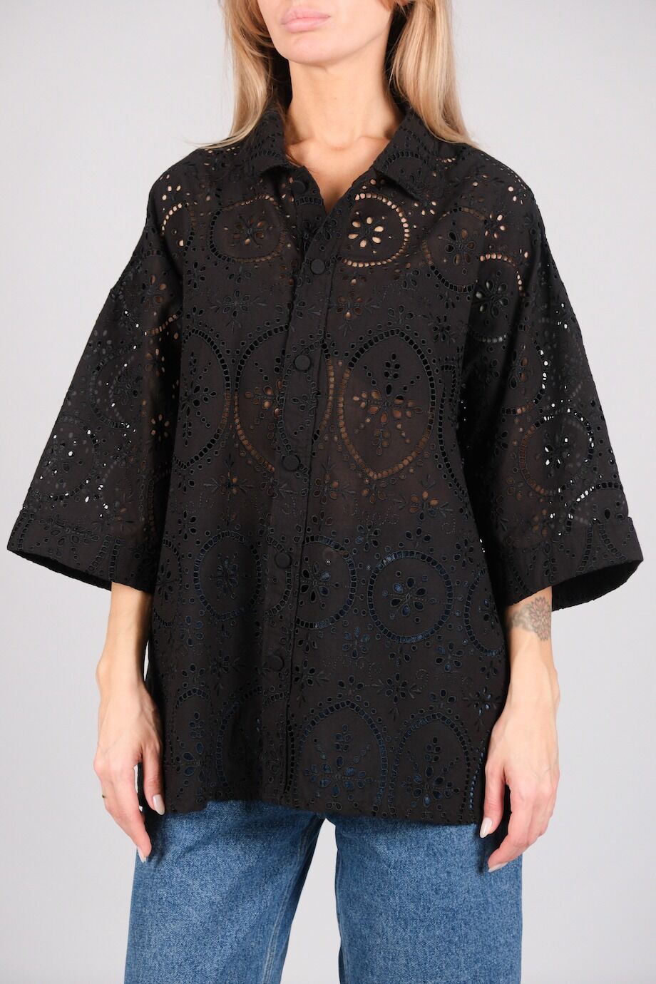 image 1 Рубашка черного цвета свободного кроя из шитья