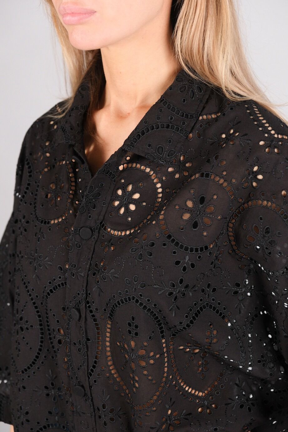 image 4 Рубашка черного цвета свободного кроя из шитья