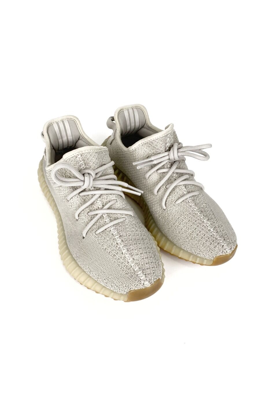 image 1 Кроссовки Yeezy 350 серого цвета